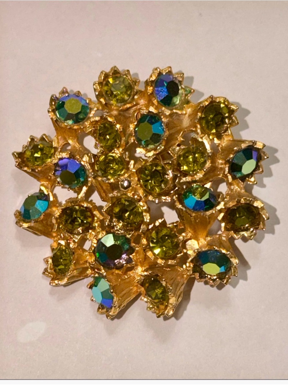 Vintage WEISS Green Aurora Borealis Rhinestone Brooch & Earrings Set Signed